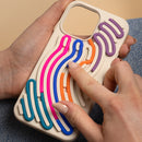 Entdecken Sie das DIY Snake Cover für Ihr Apple iPhone 11! Dieses stilvolle und strapazierfähige Silikon-Case schützt Ihr Smartphone optimal und lässt sich individuell gestalten. Mit bunten Bändern und Rillen verleihen Sie Ihrem Gerät eine persönliche Note.