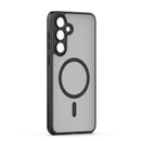 Entdecken Sie das Mag Matt Cover für Ihr Samsung Galaxy S26 Plus! Diese schlanke Hülle bietet besten Schutz mit nur 2 mm Dicke. Hergestellt aus TPU und Polycarbonat, resistent gegen Fingerabdrücke und mit starkem MagSafe-Magnetring. Wählen Sie aus fünf Farben!