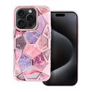 Entdecken Sie die Eleganz und den Schutz in einem mit unserer Schutzhülle für das Apple iPhone 16 in Pink V10. Das geometrische Design verleiht Ihrem Smartphone einen einzigartigen Look, während das robuste Material Ihr Gerät sicher bewahrt.