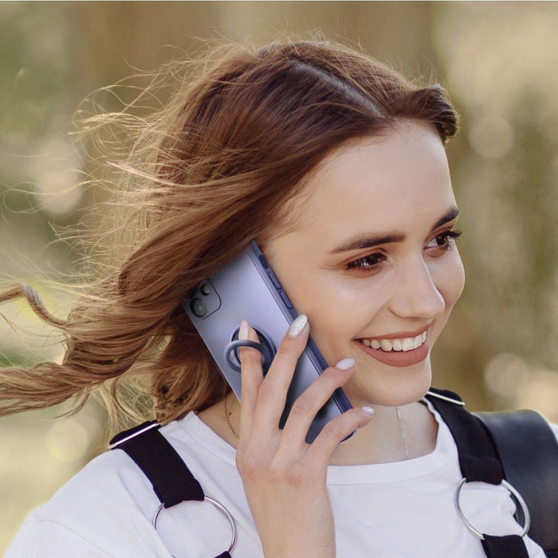 Schützen Sie Ihr Apple iPhone 15 Pro effektiv mit unserer Premium-Silikonhülle. Perfekte Passform, Stoßdämpfung, Anti-Rutsch-Oberfläche & integrierter Ring für optimalen Halt und Blickwinkel. Ideal für den mobilen Lifestyle!