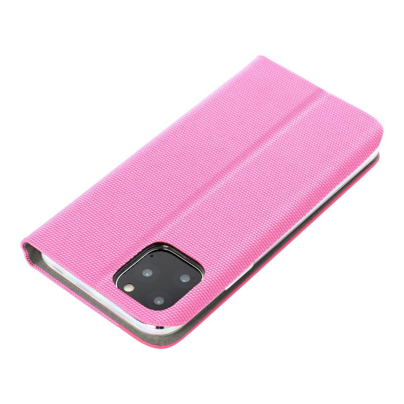 Setze ein farbenfrohes Statement mit dieser schicken pinken Handytasche für das Samsung Galaxy A55 5G. Ihr lebendiges Design bietet nicht nur einen Hingucker, sondern schützt dein Smartphone auch vor Kratzern und Stößen. Perfekt für den Alltag und ein Must-have für alle, die Funktionalität mit einem Hauch von Glamour verbinden möchten!