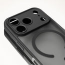 Entdecken Sie das Mag Matt Cover für Ihr Samsung Galaxy S26 Plus! Diese schlanke Hülle bietet besten Schutz mit nur 2 mm Dicke. Hergestellt aus TPU und Polycarbonat, resistent gegen Fingerabdrücke und mit starkem MagSafe-Magnetring. Wählen Sie aus fünf Farben!