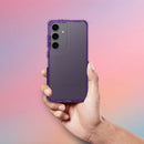 Schützen Sie Ihr Samsung Galaxy A56 stilvoll mit der Matrix Clear Hülle. Transparente, robuste Rückseite und Seiten bieten täglichen Mehrschichtschutz gegen Kratzer und Stöße. Ideal für Langlebigkeit und Ästhetik!