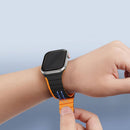 Kaufen Sie das Dux Ducis LD Magnetarmband für Apple Watch SE, 8, 7, 6, 5, 4, 3, 2, 1 (41, 40, 38 mm)! Stilvoll, flexibles Silikon, starke Magnete für optimalen Halt & Komfort. Ideal für Sport und Eleganz.