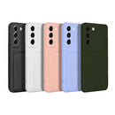 Entdecken Sie stilvollen Schutz für Ihr Samsung Galaxy A35 5G mit unserer Schutzhülle in einem eleganten Violettton. Perfekt für den Alltag, bietet die Hülle nicht nur einen optimalen Schutz vor Stößen und Kratzern, sondern unterstreicht auch Ihre Individualität.