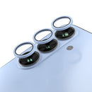 Schützen Sie die Kamera Ihres Samsung Galaxy S26 mit dem Etteri Objektivschutz! Dieser elegante Schutz aus Aluminium bietet 9H Härte gegen Kratzer und Stöße. Genießen Sie brillante Fotos mit klarer Sicht dank oleophober Beschichtung. Einfache Installation garantiert!
