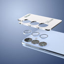 Schützen Sie die Kamera Ihres Samsung Galaxy S26 mit dem Etteri Objektivschutz! Dieser elegante Schutz aus Aluminium bietet 9H Härte gegen Kratzer und Stöße. Genießen Sie brillante Fotos mit klarer Sicht dank oleophober Beschichtung. Einfache Installation garantiert!