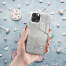 Entdecken Sie das Shining Case für Ihr Samsung Galaxy S26! Mit glamourösem Design und strapazierfähigen Schichten schützt es vor Kratzern. Wählen Sie aus verschiedenen Farben und verleihen Sie Ihrem Smartphone einen eleganten Look. Stil trifft Funktion!