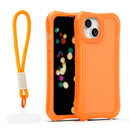 Die orange Schutzhülle für das Apple iPhone 14 bietet nicht nur stylischen Schutz, sondern auch eine angenehme Griffigkeit. Mit ihrem auffälligen Design und dem praktischen Anhänger ist sie ideal für den Alltag. Schütze dein Gerät stilvoll und sicher!