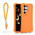 Stylische Handytasche für das Samsung Galaxy S26 Ultra in leuchtendem Orange. Schützendes Design kombiniert mit einem praktischen Trageband, ideal für den Alltag. Perfekt für alle, die ihr Smartphone sicher und trendig verstauen möchten!