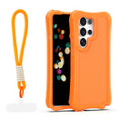 Stylische Handytasche für das Samsung Galaxy S26 Ultra in leuchtendem Orange. Schützendes Design kombiniert mit einem praktischen Trageband, ideal für den Alltag. Perfekt für alle, die ihr Smartphone sicher und trendig verstauen möchten!