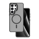 Schützen Sie Ihr Samsung Galaxy S26 stilvoll mit dem Frozen Mag Case! Langlebig, flexibel und mit starkem Magnet für kabelloses Laden. Erhöhte Kanten schützen die Kamera, präzise Aussparungen sorgen für einfachen Zugriff. Ideal für aktive Nutzer!