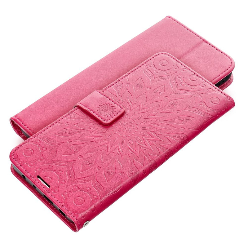 Kaufen Sie die MEZZO Holstertasche für das Samsung Galaxy A56 für stilvollen Schutz und praktische Funktionen. Mit speziellem Muster und Raum für Karten und Banknoten. Ideal für den Alltag!