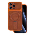 Die orange Schutzhülle für das Apple iPhone 14 Pro vereint stilvolles Design und Funktionalität. Sie schützt das Gerät zuverlässig und bietet durch ihren Magneten eine einfache Handhabung mit Zubehör. Ein echter Hingucker!