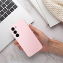 Die elegante Handytasche für das Samsung Galaxy A56 in Rosa bietet Schutz und Stil in einem. Mit ihrem sanften Farbton verleiht sie Ihrem Gerät eine modische Note, während sie gleichzeitig vor Kratzern und Stößen bewahrt. Perfekt für alle, die praktische Funktionen und ästhetisches Design schätzen.