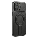 Schutzhülle für das Apple iPhone 15 Pro in eleganten Schwarz. Mit ihrem edlen Design und der praktischen MagSafe-Funktion bietet sie optimalen Schutz und einfachen Zugriff auf alle Funktionen des Geräts. Ideal für alle, die Stil und Funktionalität schätzen.