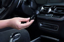 Mit dem FORCELL CARBON Dual USB Reiselader laden Sie effizient und sicher. Zwei Typ-C Ports mit PD 3.0 ermöglichen schnelles Laden. Ideal fürs Auto! Ideal für lange Fahrten und Multi-Gerät-Nutzer.