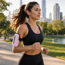 Die schicke rosa Schutzhülle bietet nicht nur optimalen Schutz für deine Geräte, sondern überzeugt auch durch ihr elegantes Design. Mit praktischen Fächern und einem robusten Material ist sie der perfekte Begleiter für jeden Anlass.