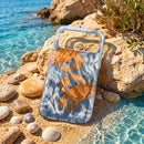 Die blaue Schutzhülle für das Apple iPhone 15 bietet nicht nur einen stylischen Look mit einem ansprechenden Krabben-Motiv, sondern schützt auch das Gerät vor Stößen und Kratzern. Perfekt für alle, die ihr iPhone individuell gestalten möchten!