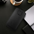 Entdecken Sie die Forcell Deko Universal Tasche für Mobiltelefone: elegant, aus Öko-Leder, mit Klettverschluss und Wildleder-Innenfutter für optimalen Schutz. Verfügbar in Schwarz, perfekt für diverse Modelle (133 x 78 mm).