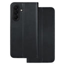 Die Handytasche für das Samsung Galaxy A27 5G in Schwarz bietet optimalen Schutz und ein elegantes Design. Sie kombiniert Funktionalität mit einem modernen Look und ist perfekt, um dein Smartphone stilvoll aufzubewahren.
