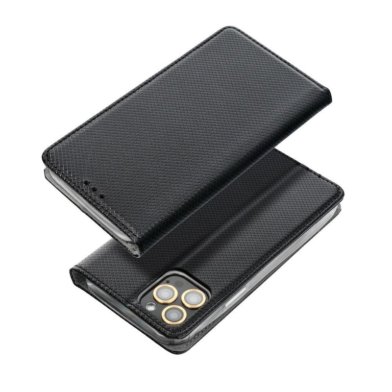 Kaufen Sie jetzt das exklusive Samsung Galaxy A22 4G Holster! Ideal für Schutz & Stil, bietet diese metallisierte Oberfläche Glanz und Schutz vor Kratzern. Perfekt angepasst mit TV-Standfunktion & Extrafächern. Sichern Sie Ihr Handy stilvoll!