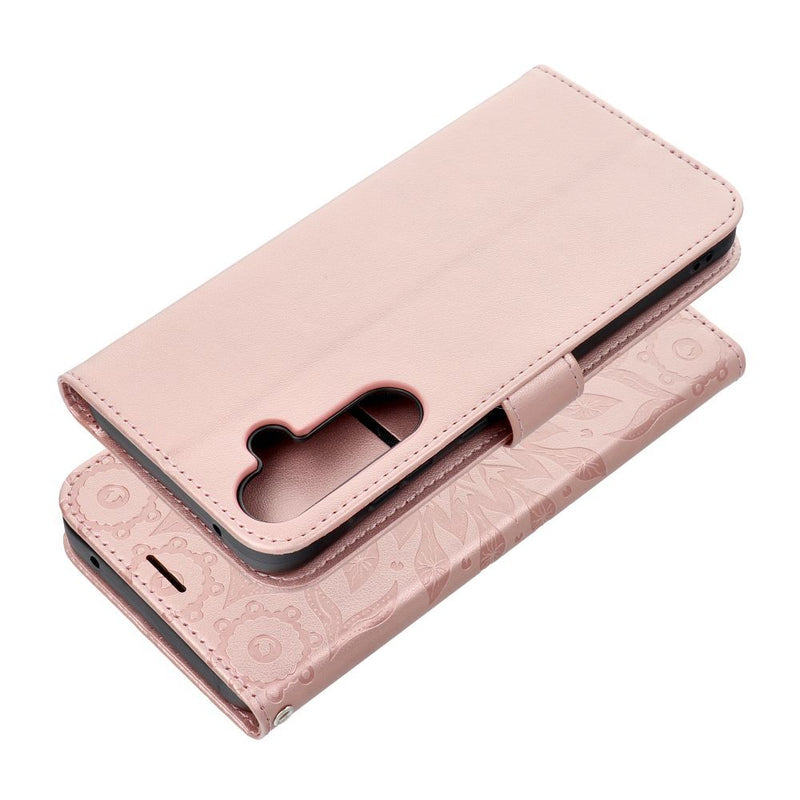 Die MEZZO Holsterhülle für Samsung Galaxy A35 5G kombiniert Stil & Schutz. Entdecken Sie das langlebige, geprägte Design, praktische Taschen und sicheren Magnetverschluss. Ideal für stilbewusste Nutzer!