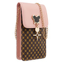 Diese bezaubernde Schutzhülle in Rosa kombiniert Stil und Funktionalität. Mit ihrem charmanten Design und den goldenen Akzenten schützt sie Ihr Gerät, während sie gleichzeitig ein modisches Accessoire ist. Ideal für alle, die Schönheit und Schutz vereinen möchten!