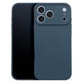 Die Schutzhülle für das Apple iPhone 17 Pro / iPhone 18 Pro in ansprechenden Blautönen bietet nicht nur stilvollen Schutz, sondern liegt auch angenehm in der Hand. Sie kombiniert elegantes Design mit optimalem Grip und schützt Ihr Gerät vor Stößen und Kratzern. Ein Must-Have für jeden iPhone-Besitzer!