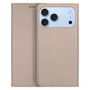 Schutzhülle für das Apple iPhone 17 Pro Max und iPhone 18 Pro Max in elegantem Gold. Diese hochwertige Hülle bietet nicht nur stylischen Glanz, sondern auch optimalen Schutz vor Stößen und Kratzern. Ideal für alle, die ihr Smartphone sicher und modisch zugleich präsentieren möchten.