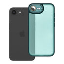 Eine hochwertige Schutzhülle für das Apple iPhone 16e bietet optimalen Schutz vor Stößen und Kratzern. Mit ihrem schlanken Design und robusten Materialien gewährleistet sie sowohl Funktionalität als auch Ästhetik. Perfekt abgestimmt, ermöglicht sie den einfachen Zugriff auf alle Anschlüsse und Funktionen des Geräts.