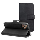 Schützen Sie Ihr Samsung Galaxy A17 stilvoll mit der TENDER Holster. Aus weichem Material mit magnetischem Verschluss, bietet sie sicheren Halt und drei Fächer für Ihre Essentials. Die praktische TV-Ständeposition macht das Medienvergnügen bequem. Ideal für unterwegs!