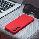 Schützen Sie Ihr Samsung Galaxy A55 5G mit Stil: Diese elegante, rote Handytasche bietet nicht nur optimalen Schutz vor Kratzern und Stößen, sondern unterstreicht auch das schlanke Design Ihres Smartphones mit einem Hauch von Eleganz.