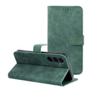 Schützen & optimieren Sie Ihr Samsung Galaxy A55 mit der TENDER Holster Tasche! Stilvolles Design, umweltfreundliches Kunstleder & praktische Features wie Magnetverschluss & interne Taschen verbessern Nutzung & Komfort. Ideal für Unterwegs!