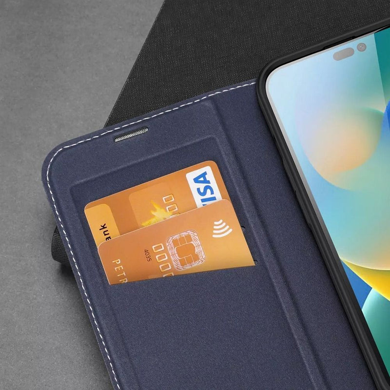 Optimaler Schutz & Stil für Ihr iPhone 14 Pro Max: Die Dux Ducis Skin X2 Ledertasche! Passgenau, mit Aussparungen für volle Funktionalität, ökologischem Leder und TPU-Innenleben. Inklusive Kartenfach & Ständerfunktion.
