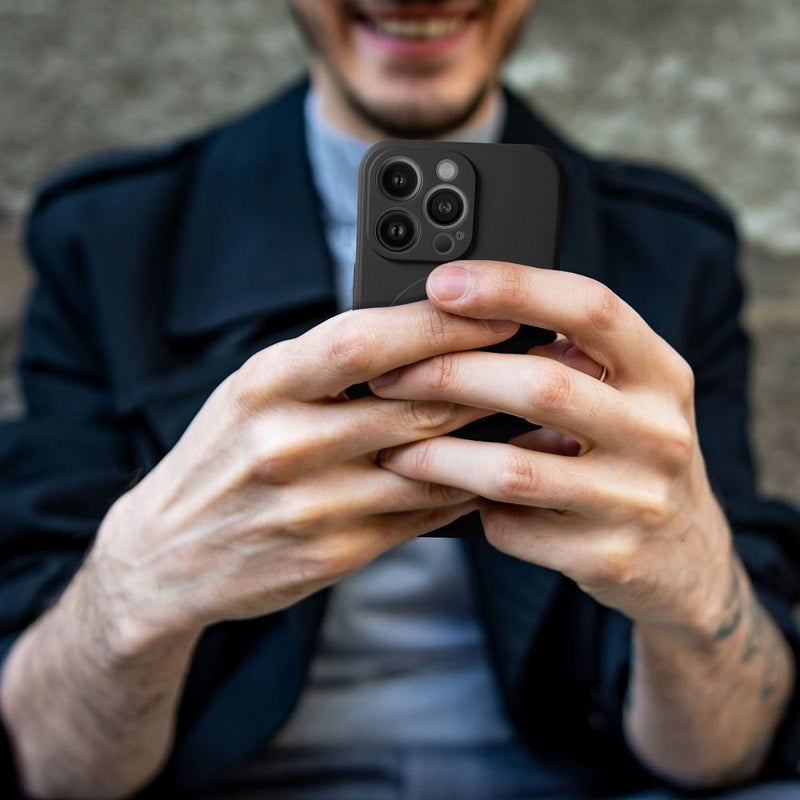 Schutzhülle für Samsung Galaxy S24 in Schwarz