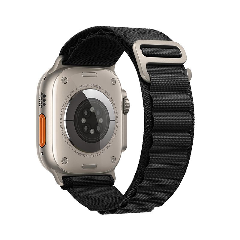 Der FORCELL F-DESIGN FA13 Strap in Schwarz ist ein eleganter und robuster Uhrenarmband für die Apple Watch, kompatibel mit den Größen 42, 44, 45 und 49 mm. Ideal für einen stilvollen und funktionalen Look.