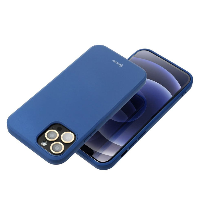 Entdecken Sie stilvollen Schutz für Ihr Samsung Galaxy S24 Ultra mit dieser eleganten blauen Handytasche. Ihr schlankes Design bewahrt die schmale Form Ihres Smartphones, während die präzisen Aussparungen für Kamera und Anschlüsse eine reibungslose Bedienung garantieren. Setzen Sie ein Statement mit dieser Handyhülle, die Funktionalität und modische Optik vereint.