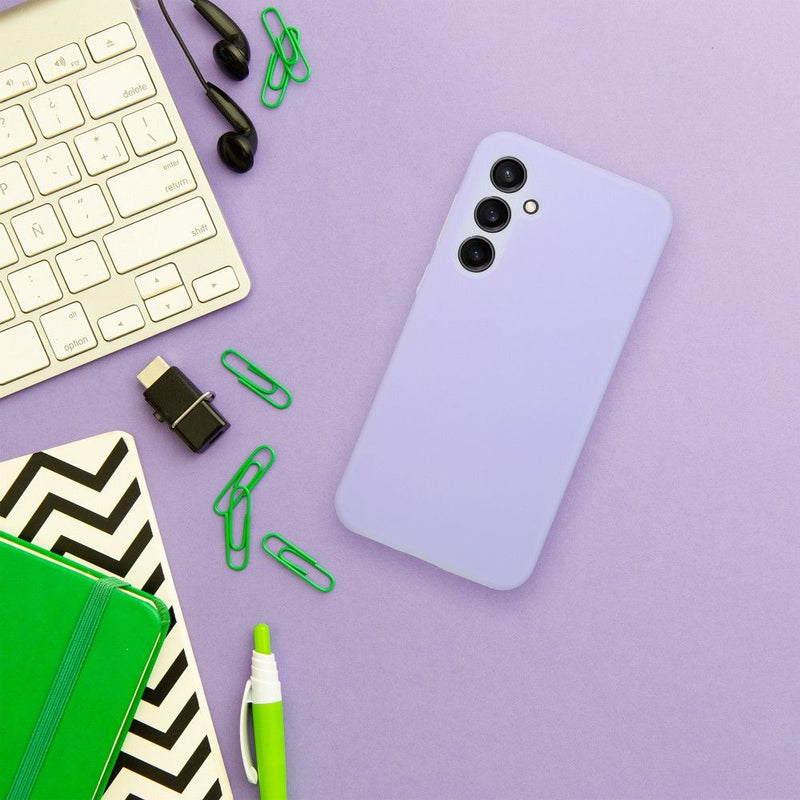 Diese elegante lila Handytasche ist perfekt für dein Samsung Galaxy S24 FE, bietet stilvollen Schutz und lässt die Kamerafunktionen uneingeschränkt nutzbar. Ideal für den farbenfrohen Alltag!