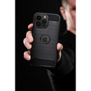 Schützen Sie Ihr iPhone 12 Pro Max mit Stil und Präzision. Diese CARBON Case Hülle in Schwarz vereint elegantes Design mit funktionaler Robustheit und lässt den charakteristischen Apfel durch die runde Aussparung auf der Rückseite stilvoll zur Geltung kommen. Ein unverzichtbares Accessoire für den modernen Lifestyle.