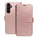 Die MEZZO Holsterhülle für Samsung Galaxy A35 5G kombiniert Stil & Schutz. Entdecken Sie das langlebige, geprägte Design, praktische Taschen und sicheren Magnetverschluss. Ideal für stilbewusste Nutzer!