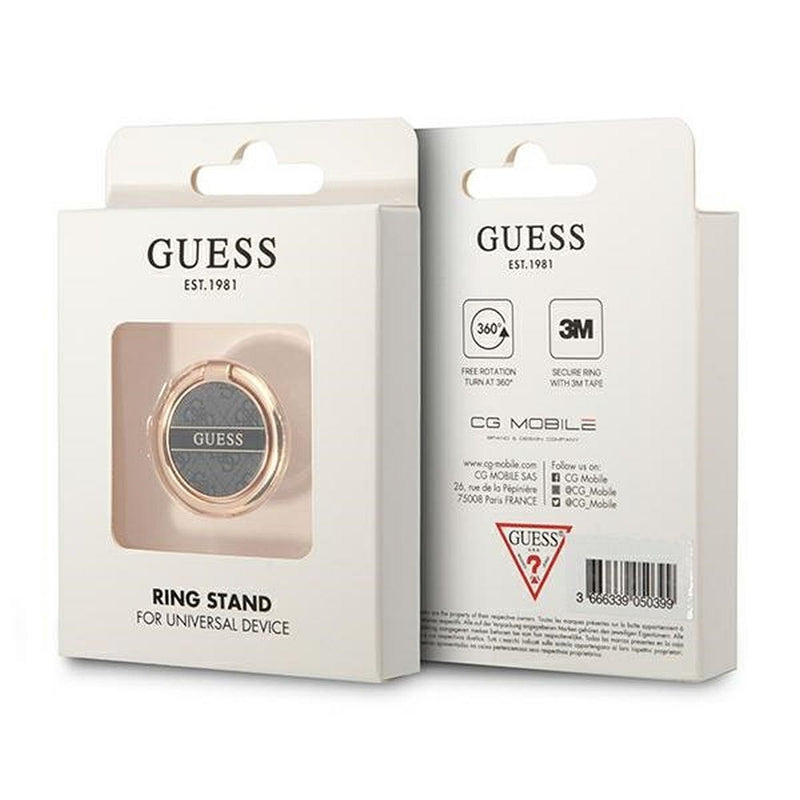 Der Guess Ring Stand GURSHG4SK in schwarz ist ein stilvolles Accessoire, das Praktikabilität mit Eleganz verbindet. Angebracht an einem Smartphone bietet es eine komfortable Möglichkeit, das Gerät aufrecht zu positionieren, während das auffällige Guess-Logo einen Hauch von Luxus hinzufügt. Die goldene Umrandung kontrastiert ansprechend mit dem schwarzen Hintergrund, was das Design zeitlos und modisch macht.