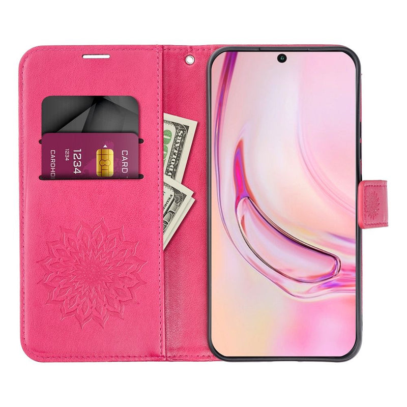 Schützen Sie Ihr Samsung Galaxy A15 5G V2 stilvoll mit dieser eleganten rosa Handytasche. Das detaillierte Blumenmuster verleiht nicht nur einen Hauch von Ästhetik, sondern bietet auch praktischen Schutz für Ihr Smartphone.