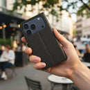 Schützen Sie Ihr Apple iPhone 17 Pro Max mit der 4Card RFID anti-theft Hülle. Perfekte Passform, RFID-Schutz für Karten, praktisches Portemonnaie-Design. Sicher und Stilvoll!