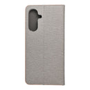 Entdecken Sie das elegante Case für das Samsung Galaxy A17! Es bietet robusten Schutz mit einem stabilen Metallrahmen und weichem Wildleder innen. Mit praktischen Aussparungen und einem integrierten Fach für Dokumente vereint es Stil und Funktionalität. Schützen Sie Ihr Gerät stilvoll!