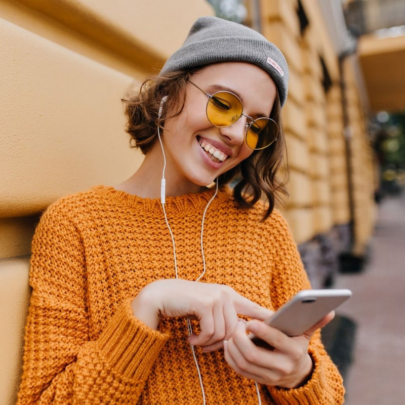Entdecken Sie top In-ear Kopfhörer mit Lightning-Anschluss für ultimativen Klang & Komfort. Ideal für Musik und Anrufe. Jetzt bei Forcell entdecken!