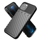 Schützen Sie Ihr Apple iPhone 17 mit dem Forcell THUNDER Armored Case! Dieses robuste Case absorbiert Stöße, bietet verstärkten Ecken-Schutz und sorgt für eine reaktionsfreudige Tastenanpassung. Genießen Sie optimalen Schutz und induktives Laden in einem. Kaufen Sie jetzt!