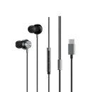 Entdecken Sie klaren Sound und modernes Design mit den WiWU EB315 USB-C Earphones. Diese grauen In-Ear-Kopfhörer sind mit einem integrierten DAC ausgestattet, um Ihre Audioerfahrung zu optimieren. Ideal für unterwegs, bieten sie komfortables Hören mit stilvollem Look.