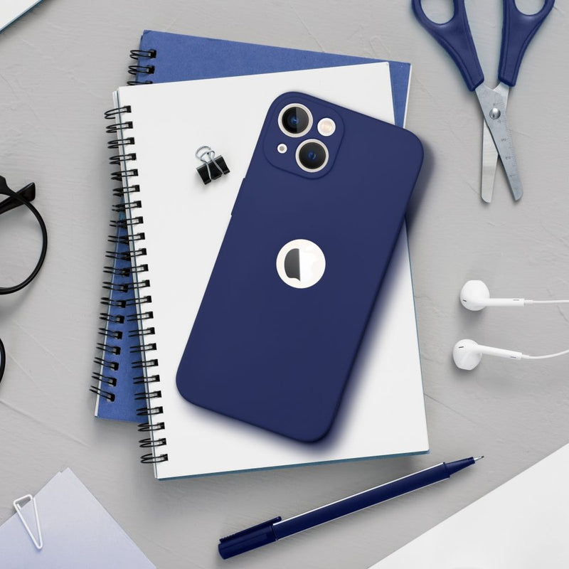 Optimieren Sie Ihr Apple iPhone 17 Pro mit der Forcell Soft Silikonhülle! Perfekt designt für Schutz & Stil, bietet sie Rundumschutz & eine matte Textur. Effektive Ausschnitte garantieren Funktionalität. Jetzt schützen!