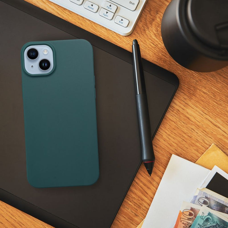 Optimales Matt Case für Apple iPhone 11 Pro Max: Flexibles TPU, rutschfestes Finish, Schutz vor Kratzern. Präzise Aussparungen, kompatibel mit induktiven Ladern. Verschiedene Farben verfügbar.